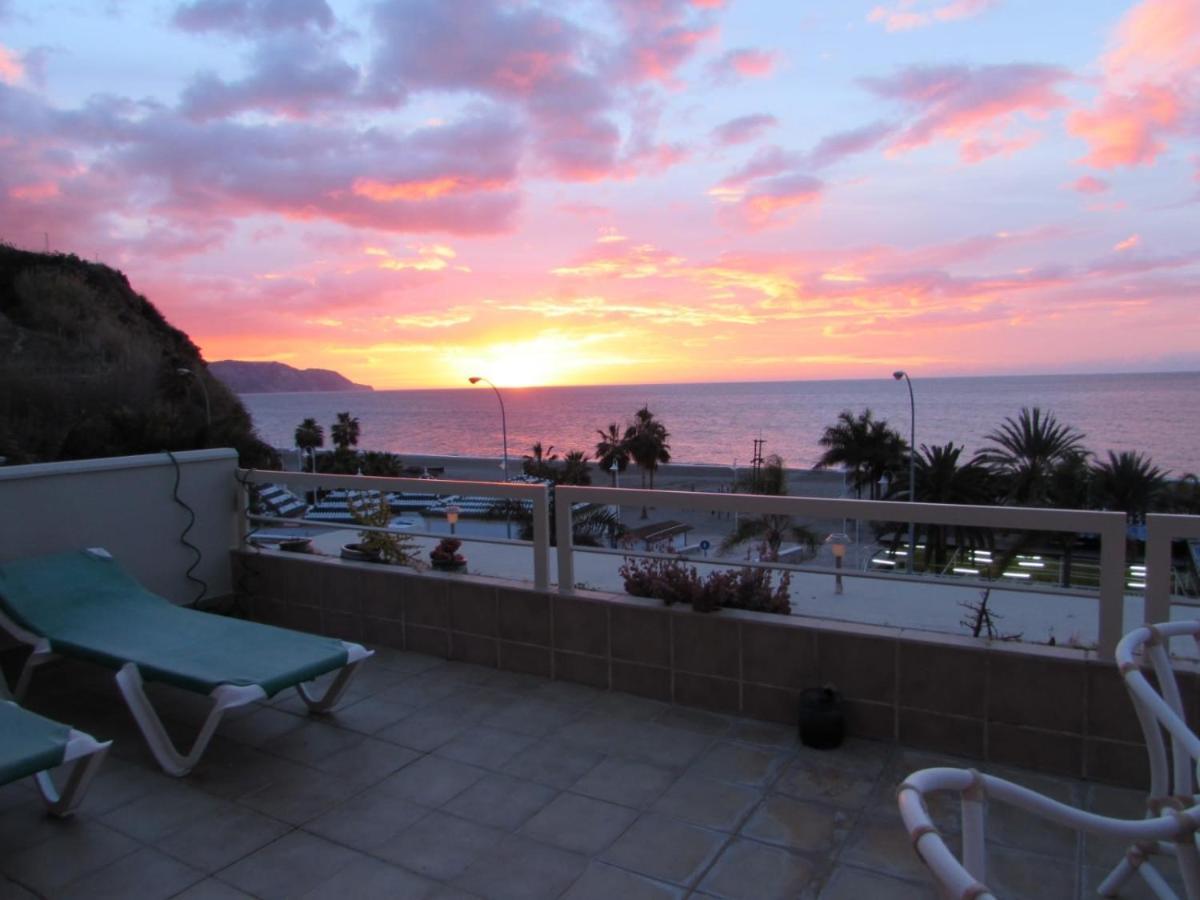 Nerja 1ª Linea De Playa De Burriana , Terraza Grande Al Mar Apartman Kültér fotó